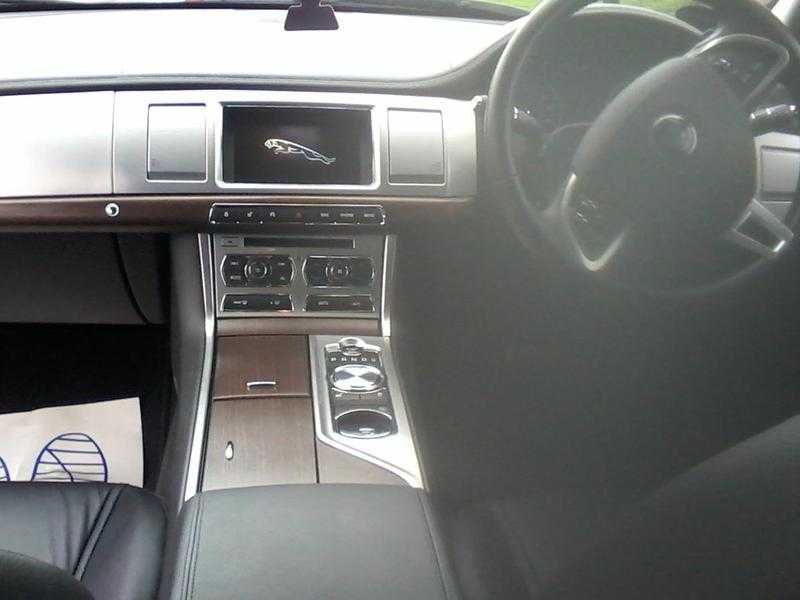 Jaguar Xf 2013