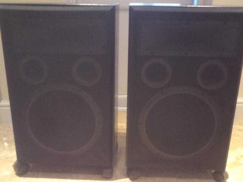 Jamo Speakers