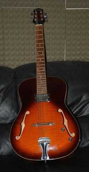 Jazz Guitar  Artisan Guitar for sale , comes with gig bag and has new strings on too. SAS