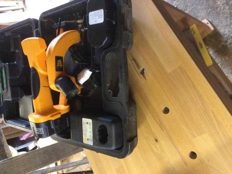 JCB Battery Circular Saw