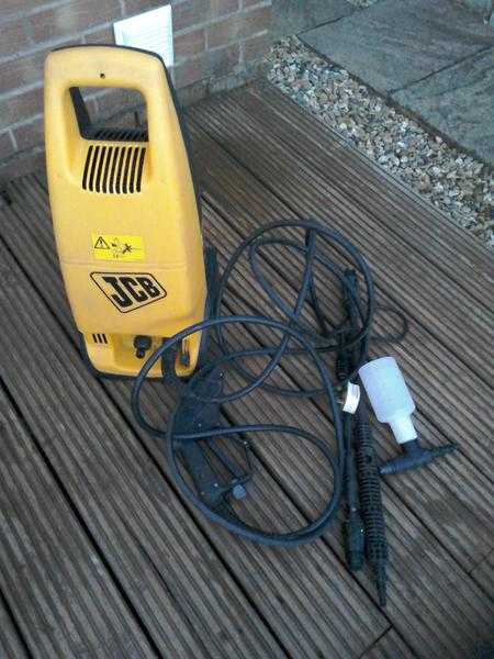 JCB Pressure Washer