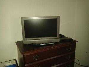 JCV 32 inch television with DVD player