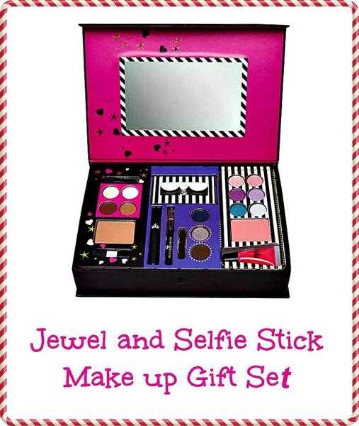 JEWEL AND SELFIE STICK GIFT SET