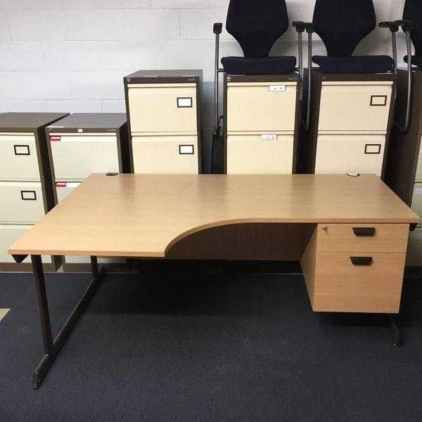 Job lot 50 oak office desk set and drawers