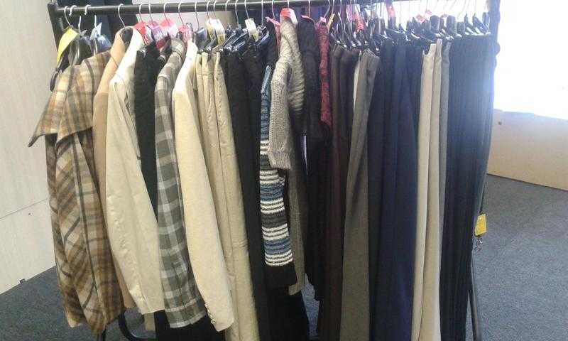 Job Lot Shop clearance of mixed clothing for sale all brand new.