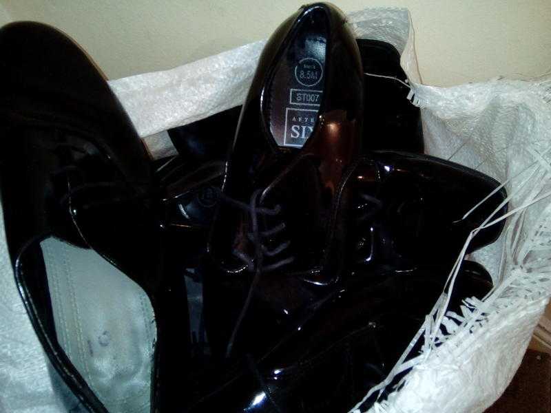 Joblot of 100 shoes (wedding shoes, ex-hire)