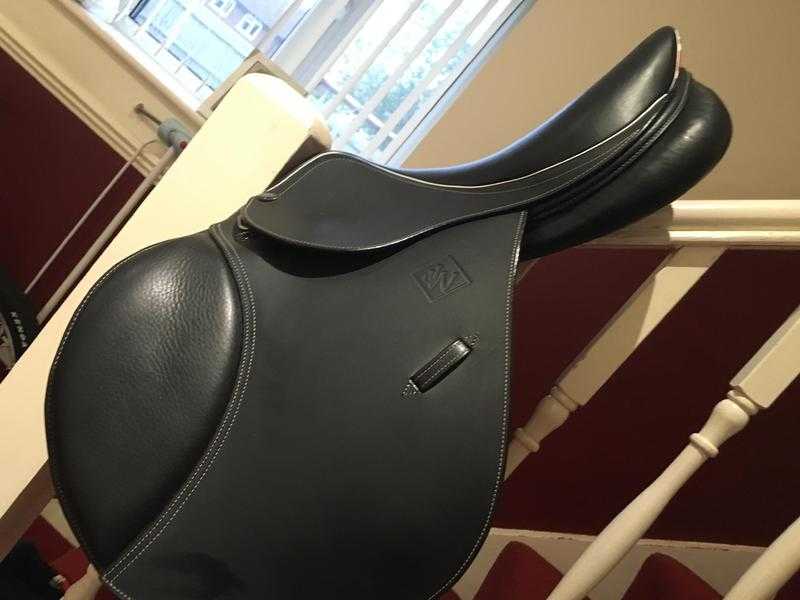 John Whittaker 16quot young riders saddle rrp 1200