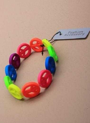 JTY061 - Multi coloured peace symbol stretch bracelet