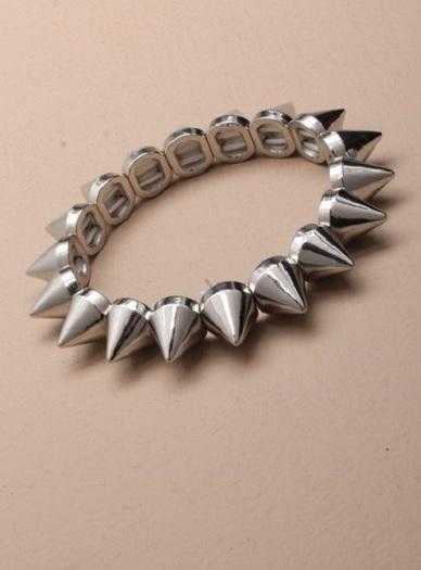 JTY083 -Silver coloured plastic spiked stretch bracelet