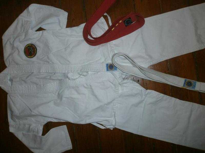 judokarate suit with belt   (optional extra pads and coloured belts)