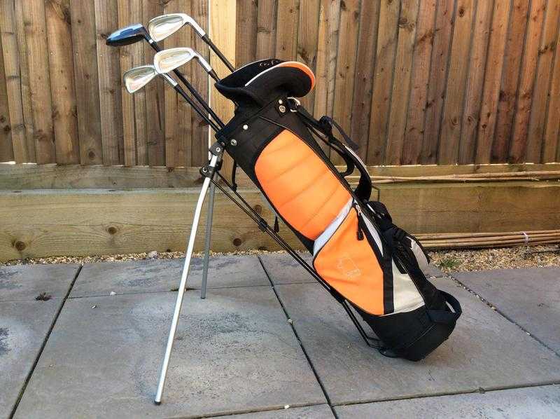 Junior golf set