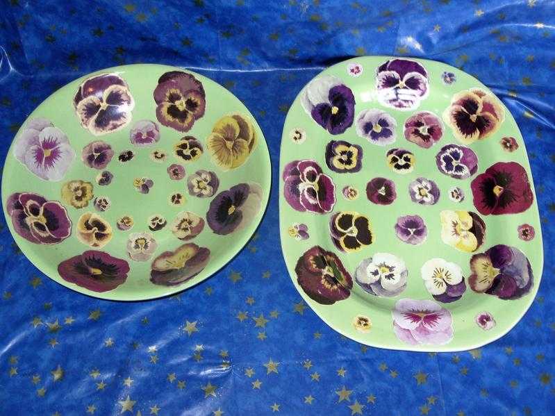 Kaffe Fassett Pottery x2 large dishes  round dish