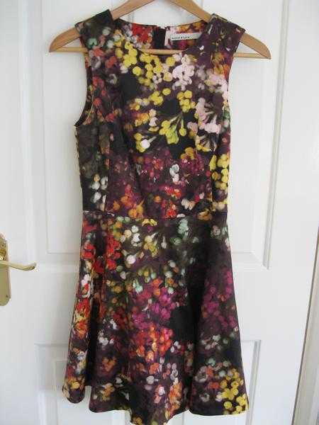 Karen Millen ladies dress.