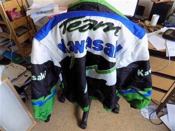 KAWASAKI BIKE PADDOCK JACKET - SMALLMEDIUM - EXC039 CONDITION