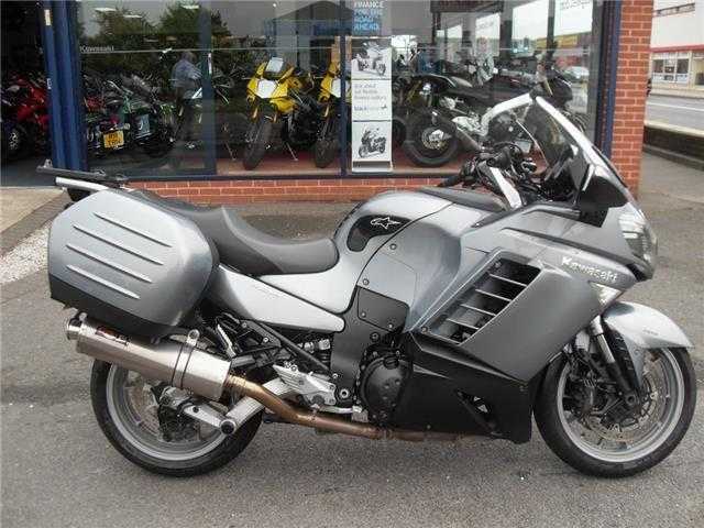 Kawasaki GTR 2008