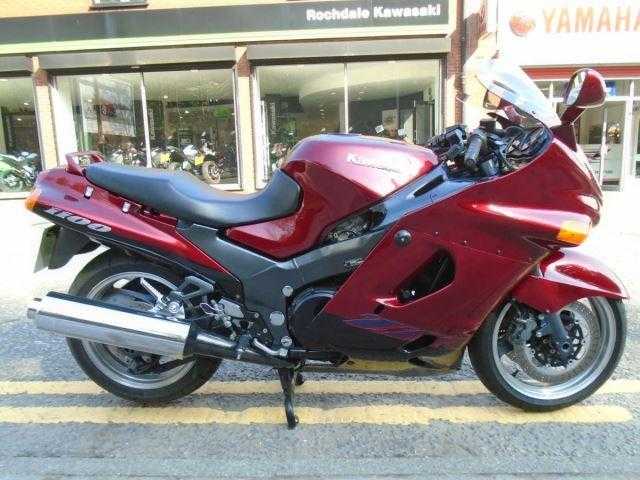 Kawasaki ZX 2001