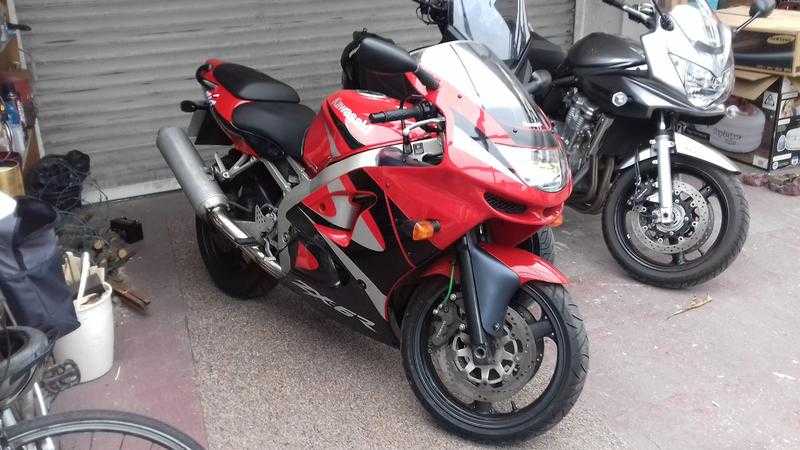 Kawasaki ZX6R G2 1999, 22650mls