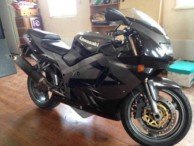 Kawasaki ZX9 R 1996