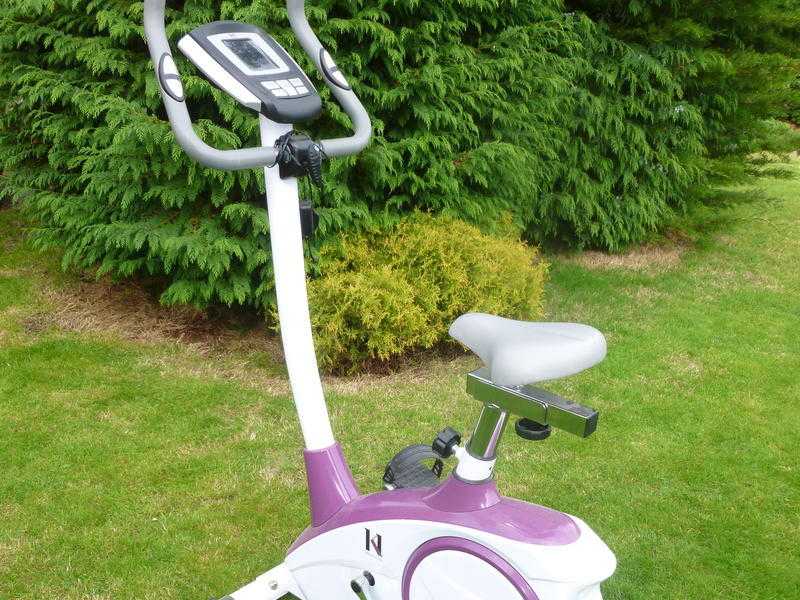 KellyHolmes Exercise Cycle