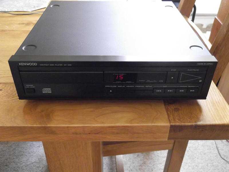 KENWOOD DP330 midi-size compact disc player