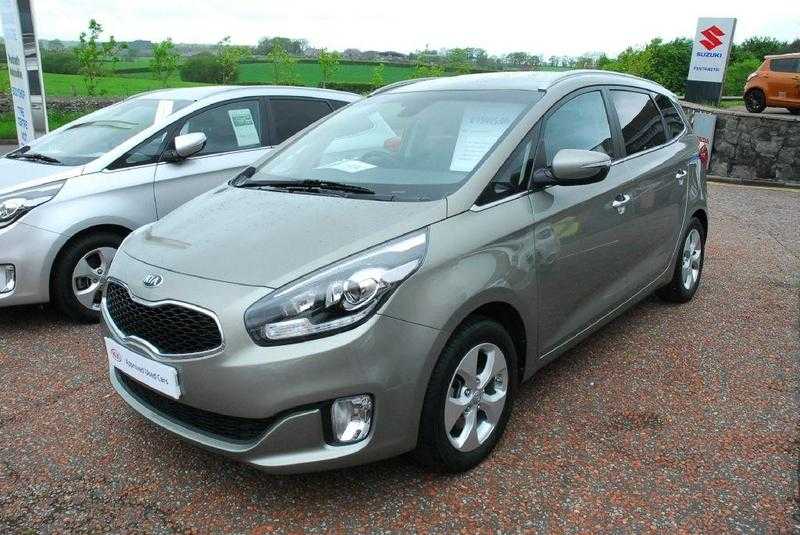 Kia Carens 2015