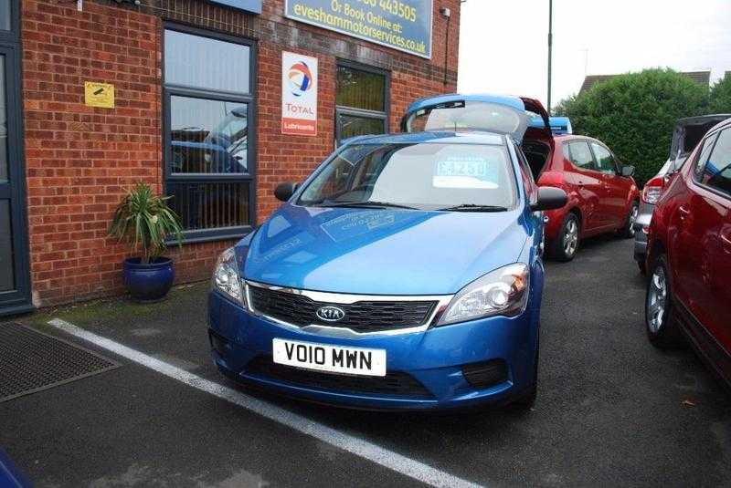 Kia Cee039d 2010