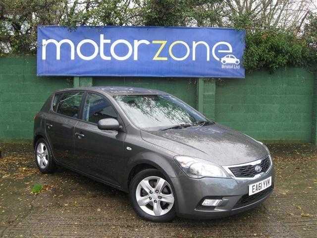 Kia Cee039d 2011