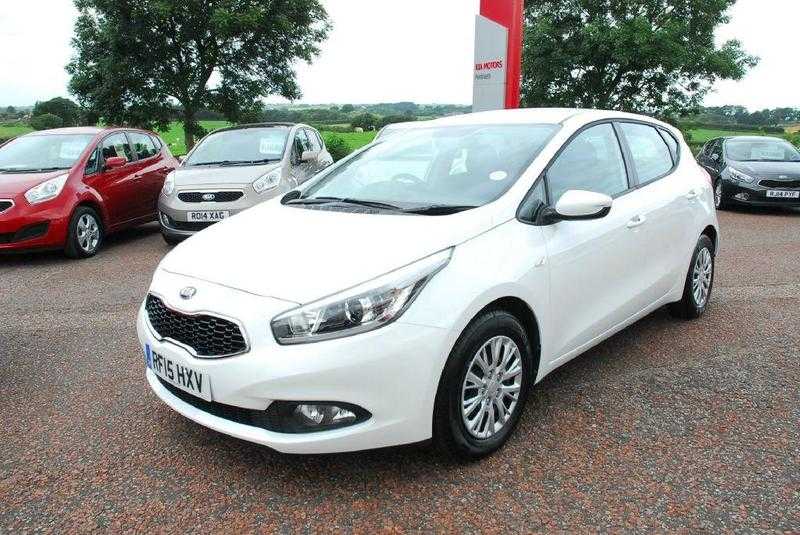 Kia Cee039d 2015