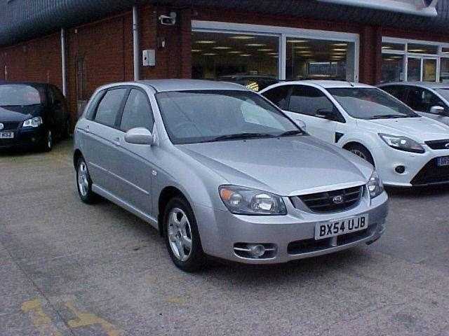 Kia Cerato 2004