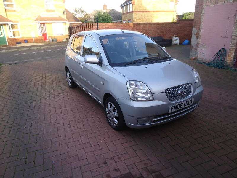 Kia Picanto 1.0 5dr LOW MILEAGE