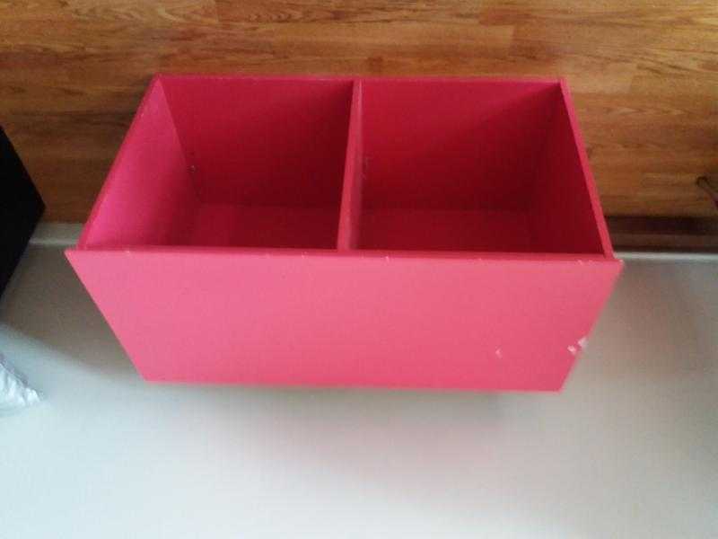 Kids bright pink cubed unit