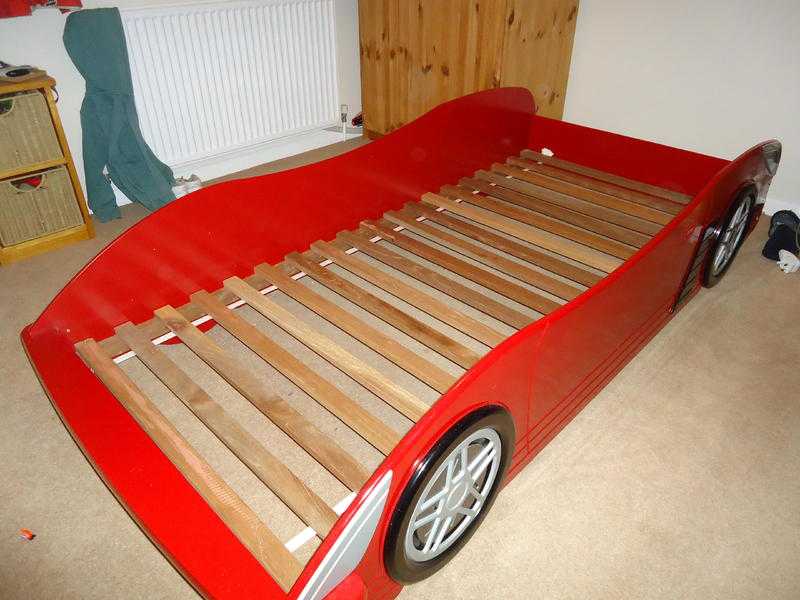 kids red racing car bed