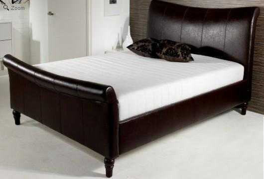 KING-SIZE CURVED SLEIGH BED