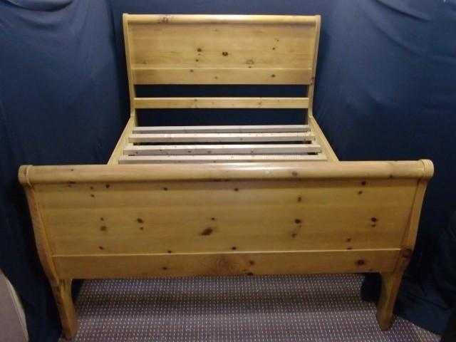 KING SIZE SOLID WOODEN SLEIGH BED FRAME 120