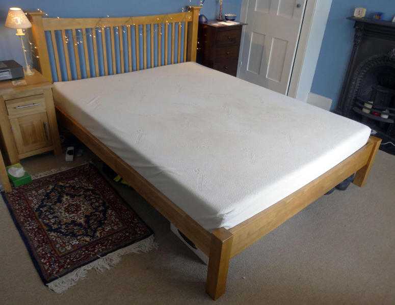 King Size Wooden Bed