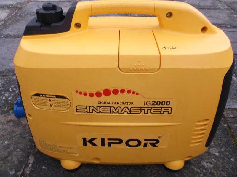 KIPOR SINEMASTER 2000 DIGITAL GENERATOR.