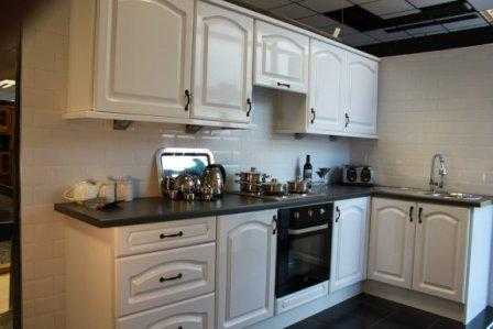 Kitchen In White High Gloss On Sale.