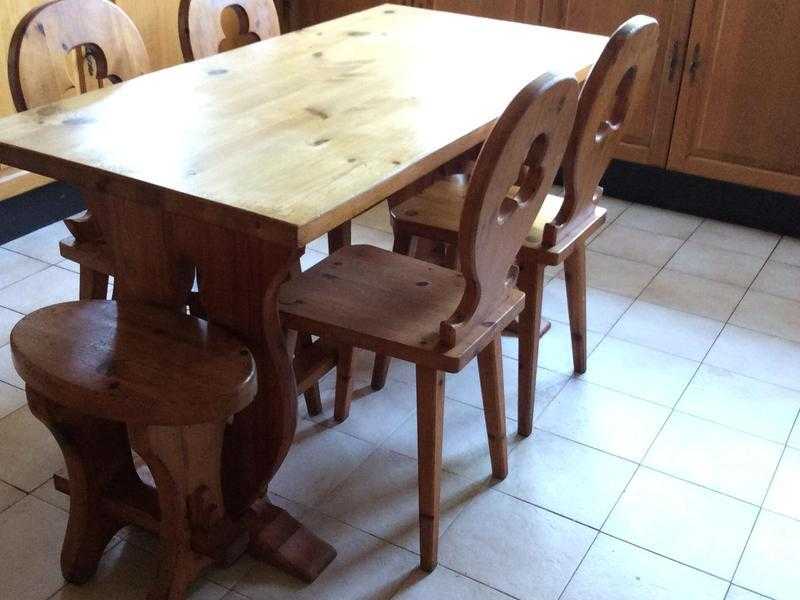 Kitchen table