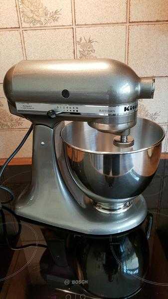 KitchenAid Artisan Food Mixer - Medallion Silver