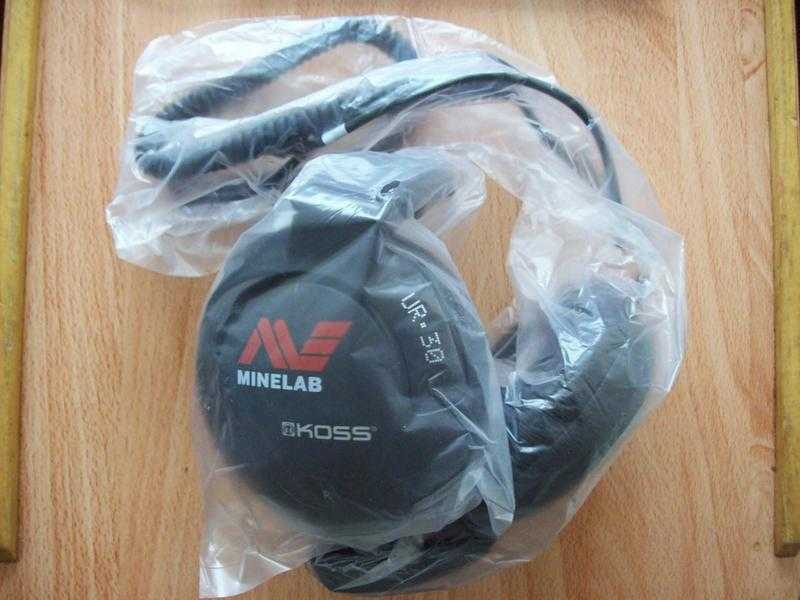 KOSS UR30 METAL DETECTOR HEADPHONES Minelab ( new unused )