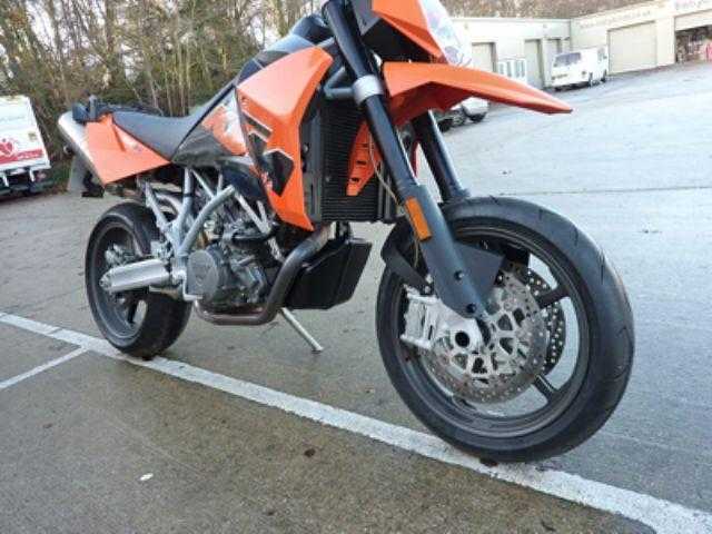 KTM 950 2005