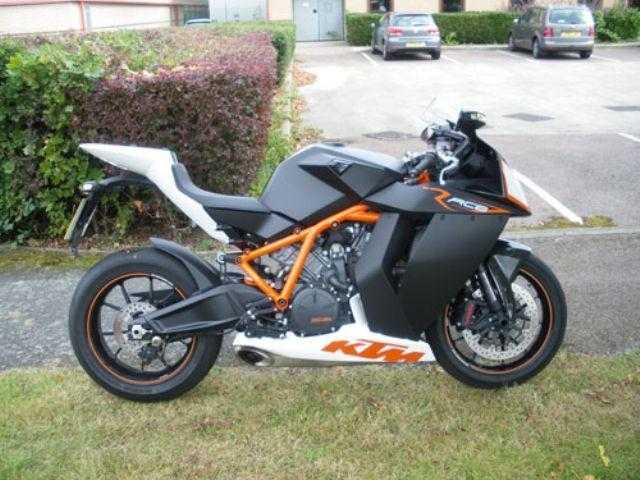 KTM RC8