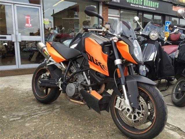 KTM Super Duke 2010