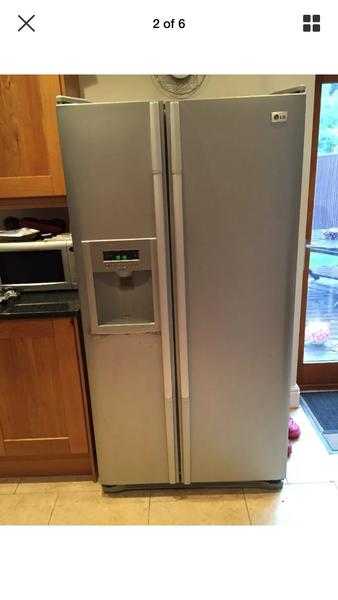 L G American Fridge Freezer