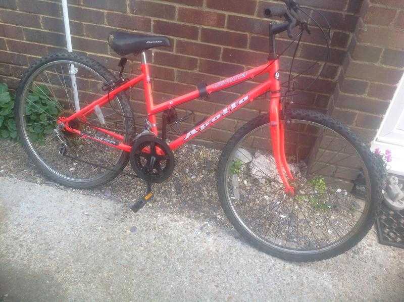 Ladies 10 Speed Mountain Bike