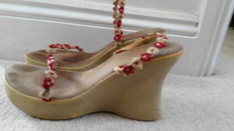 Ladies aldo wedge shoes