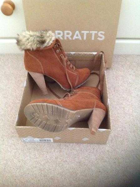 Ladies Barratts Lace up Fur Collar Boots