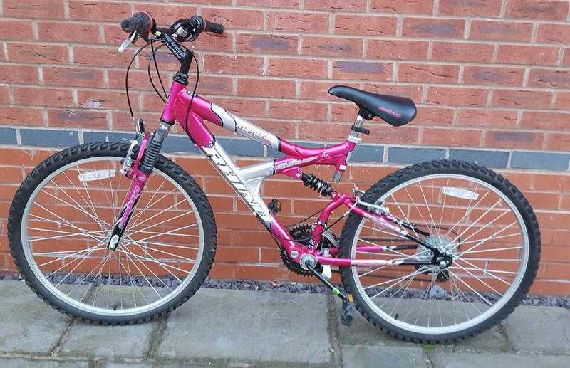 Ladies bike - excellent condition