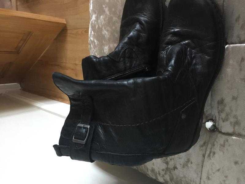 Ladies black leather boots