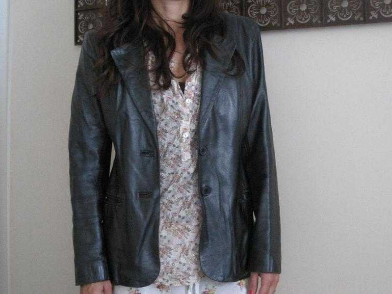 ladies black leather jacket